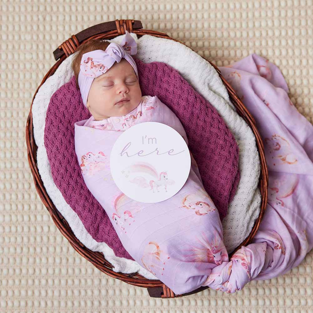 New Baby Set - Organic Muslin Wrap, Beanie/Topknot, 3-Pack Milestone Cards