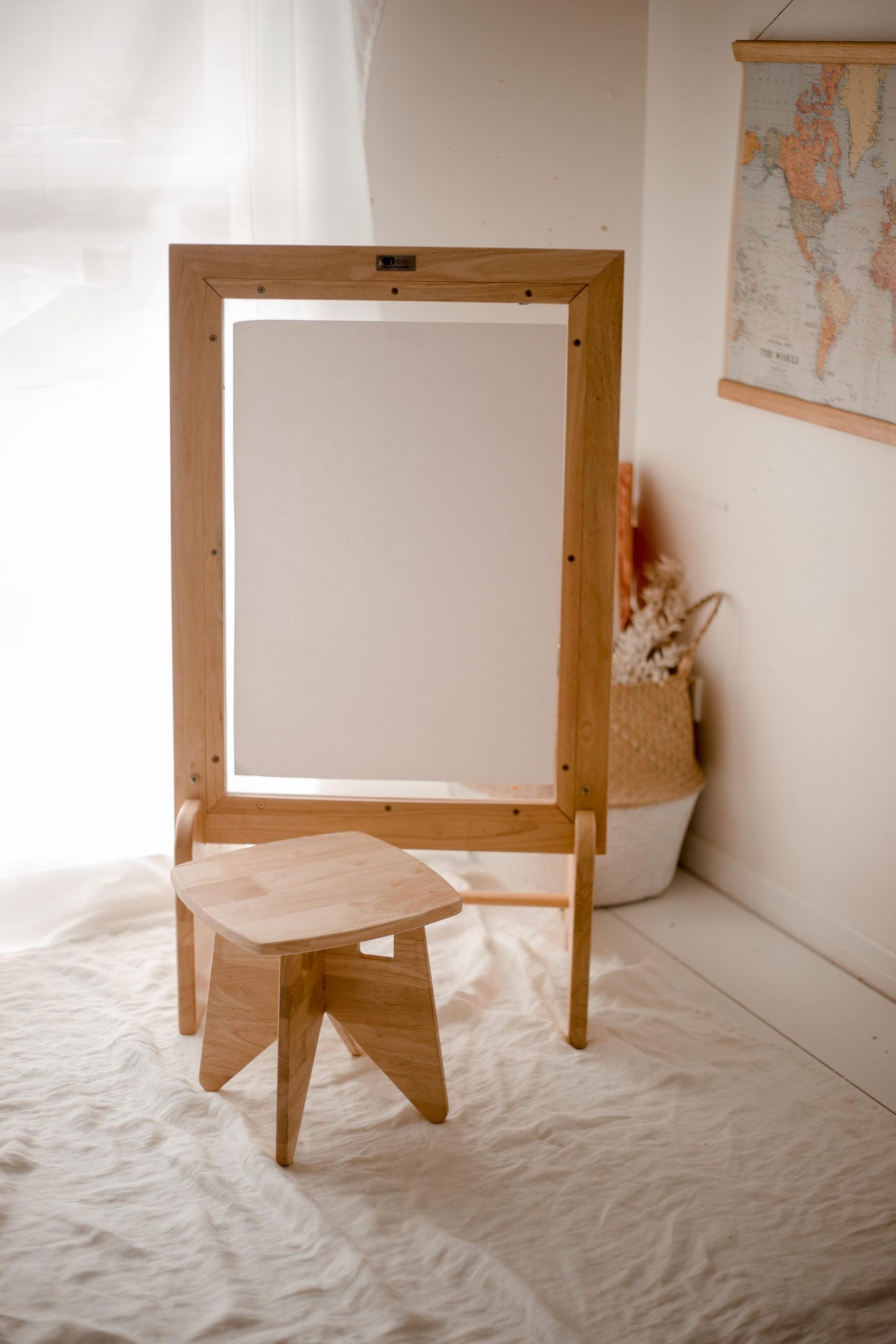 Toddler Perspex Easel